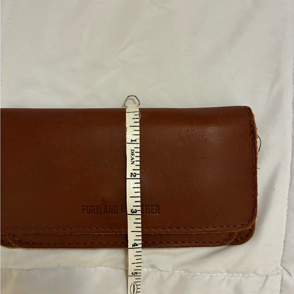 Portland Leather Tan Wallet - Picture 3 of 9